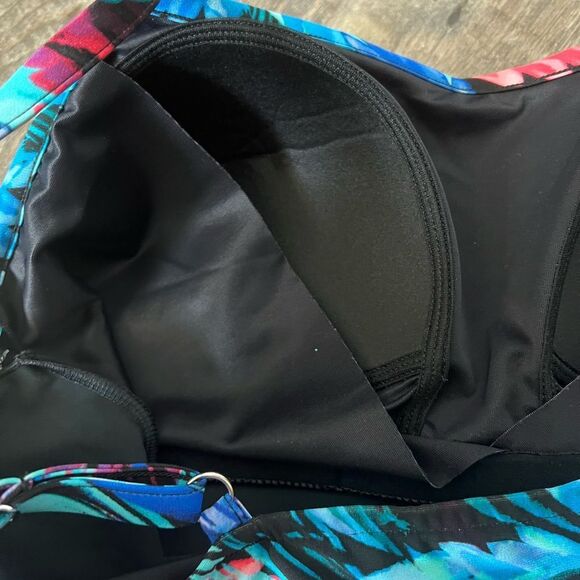 Trimshaper Farrah Swim Romper Plus- Size 22W - Picture 8 of 12